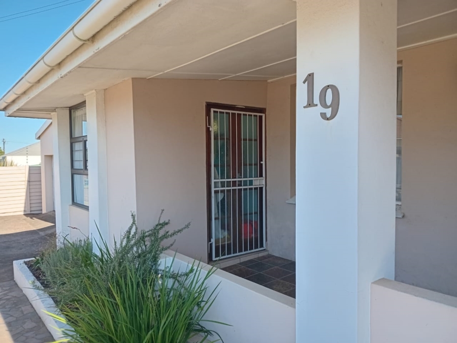 3 Bedroom Property for Sale in Cambridge Eastern Cape